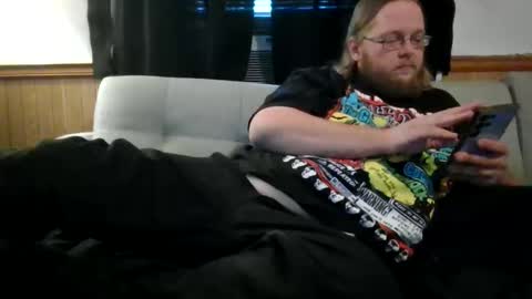 Snapshot of shifty885 chatting on October 2025 08:43:01 PM shifty885 online show from October 2025 08:43:01 PM