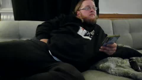 Snapshot of shifty885 chatting on November 2025 01:52:02 AM shifty885 online show from November 2025 01:52:02 AM