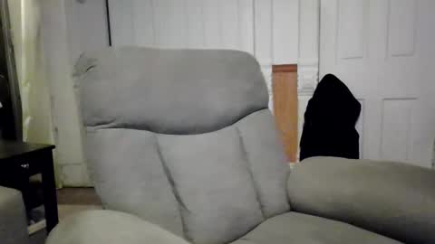 Snapshot of shifty885 chatting on February 2026 02:10:01 AM shifty885 online show from February 2026 02:10:01 AM