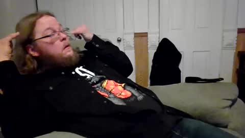 Snapshot of shifty885 chatting on February 2026 10:41:01 PM shifty885 online show from February 2026 10:41:01 PM