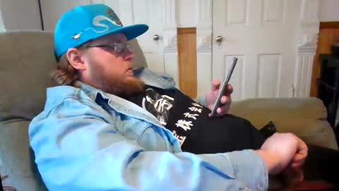 Snapshot of shifty885 chatting on February 2026 08:43:01 PM shifty885 online show from February 2026 08:43:01 PM