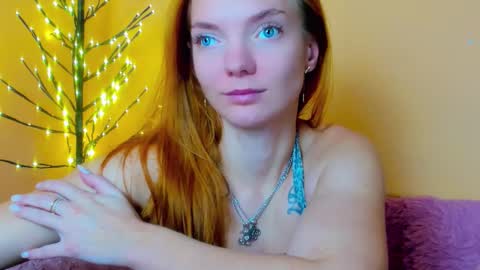 Alexis online show from December 2025 09:20:01 PM