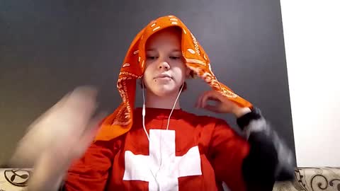 Snapshot of shinpestano chatting on February 2026 08:02:01 AM Emma online show from February 2026 08:02:01 AM