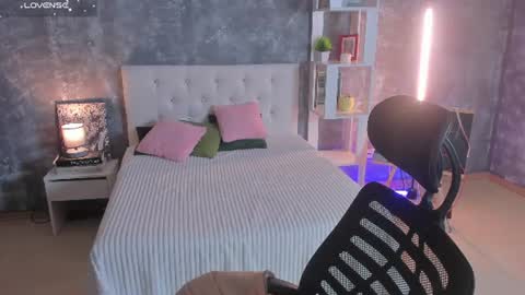 Lisa online show from August 2026 02:21:01 AM