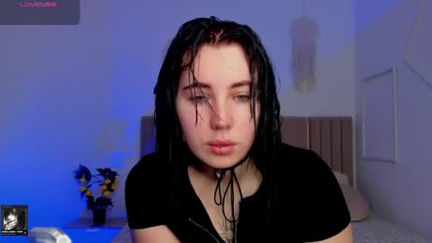 shiraazsh online show from May 2026 10:09:01 AM