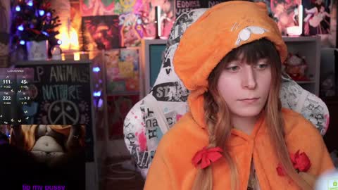 Snapshot of shirayuki_hime chatting on January 2025 06:35:02 PM Im Lilu Rosenblum Guys I have ----Ill be glad to see you there online show from January 2025 06:35:02 PM