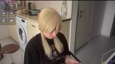 Snapshot of shirayuki_hime chatting on October 2025 10:46:02 AM Im Lilu Rosenblum Guys I have ----Ill be glad to see you there online show from October 2025 10:46:02 AM