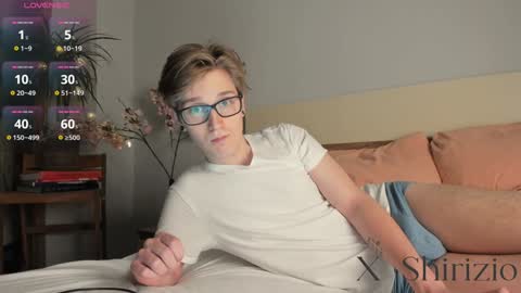 Snapshot of shirizo chatting on December 2024 03:42:02 PM Matthew online show from December 2024 03:42:02 PM