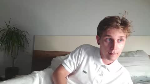 Snapshot of shirizo chatting on September 2025 09:27:01 PM Matthew online show from September 2025 09:27:01 PM