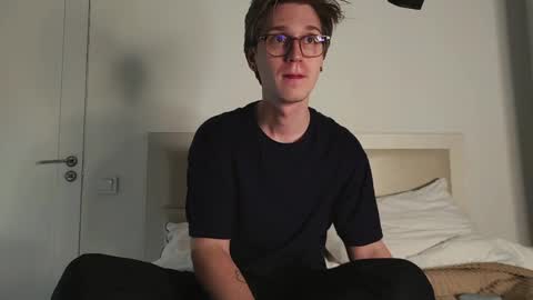 Matthew online show from April 2026 07:26:01 PM