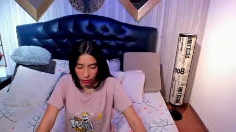 Shirley online show from October 2025 08:09:02 PM