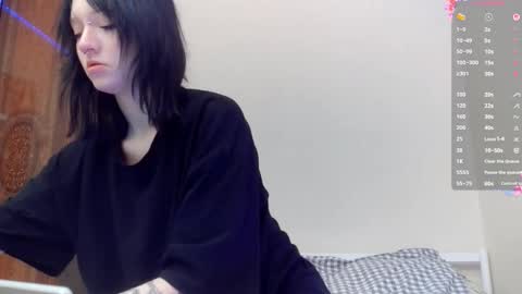 Luna online show from January 2026 10:12:02 PM