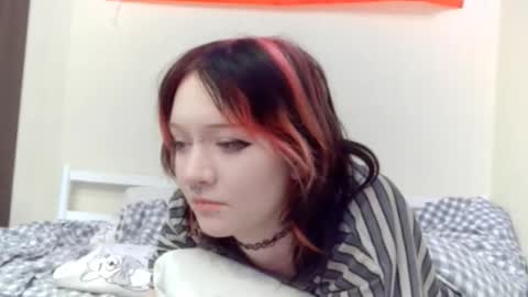 Luna online show from February 2026 05:07:02 PM