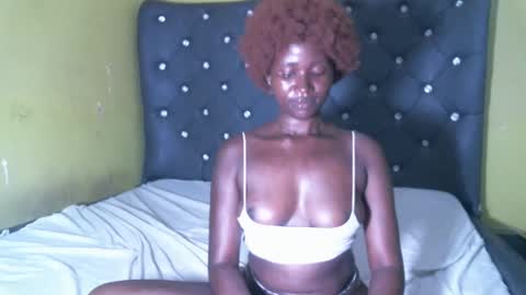 Shi-ro online show from February 2025 11:05:01 PM