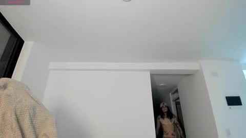 Snapshot of shiryu_ak chatting on November 2025 12:36:01 AM -- online show from November 2025 12:36:01 AM