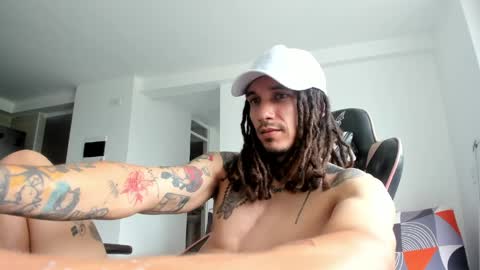 Snapshot of shiryu_ak chatting on April 2026 03:57:02 PM -- online show from April 2026 03:57:02 PM