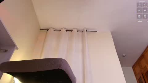  kendal  online show from September 2025 01:49:02 PM