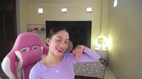  kendal  online show from October 2025 12:41:02 PM