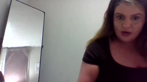 Snapshot of shmuberryfarms chatting on October 2025 11:41:02 AM shmooinaround online show from October 2025 11:41:02 AM