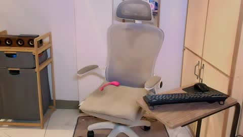 Snapshot of shootingcumts chatting on January 2025 09:15:02 AM Mori online show from January 2025 09:15:02 AM