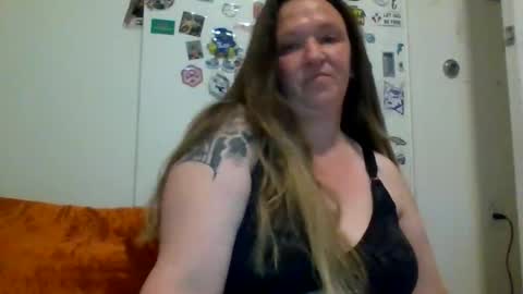 Snapshot of shootingstarr747 chatting on June 2026 08:19:02 PM shootingstarr747 online show from June 2026 08:19:02 PM