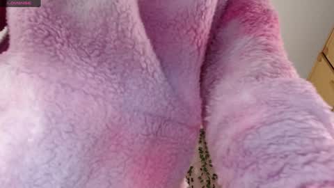 Snapshot of shopiagarcia_ chatting on January 2025 05:34:01 AM lamai online show from January 2025 05:34:01 AM