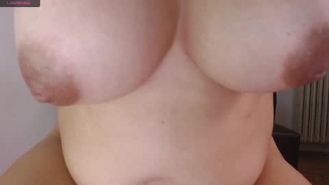 Snapshot of shopiagarcia_ chatting on February 2025 09:15:01 AM lamai online show from February 2025 09:15:01 AM