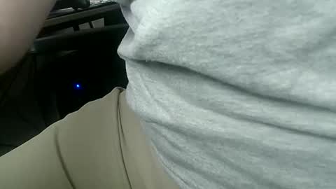 Snapshot of show_off_89 chatting on October 2025 03:07:02 AM show_off_89 online show from October 2025 03:07:02 AM