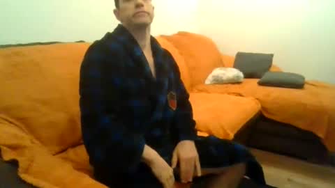 showherenow online show from January 2026 06:26:02 AM