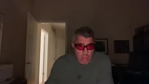 Chicago Guy online show from December 2024 07:40:02 AM