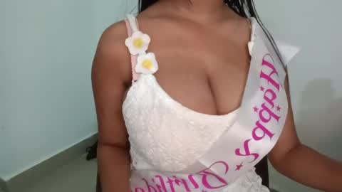 shreya_0 online show from April 2026 12:43:01 PM