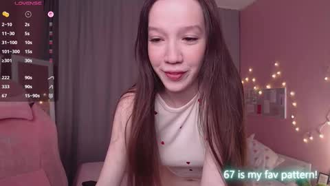 Neila online show from November 2025 02:17:01 PM