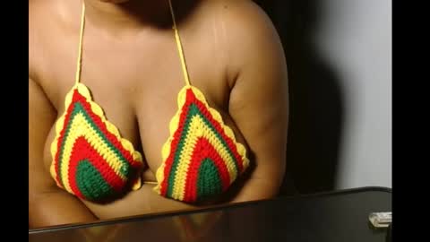 Snapshot of shuga05 chatting on September 2025 05:07:02 AM Shuga online show from September 2025 05:07:02 AM