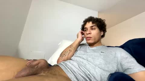 Snapshot of shurthingxx chatting on January 2025 01:18:02 PM shurthingxx online show from January 2025 01:18:02 PM