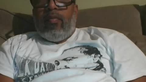 SHY333 online show from October 2025 06:06:02 AM