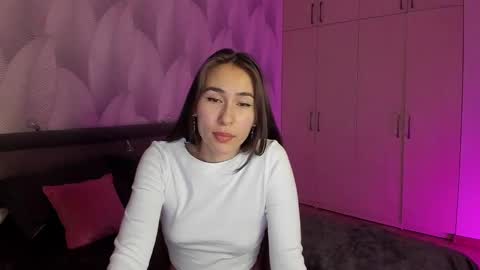 Snapshot of shy_bambiii chatting on March 2025 11:56:02 PM Mika online show from March 2025 11:56:02 PM