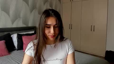 Mika online show from March 2026 04:05:02 AM