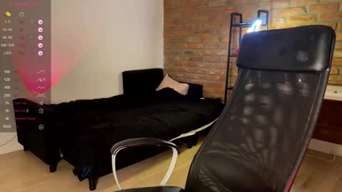 Snapshot of shy_bee chatting on January 2025 10:40:02 PM Alice online show from January 2025 10:40:02 PM