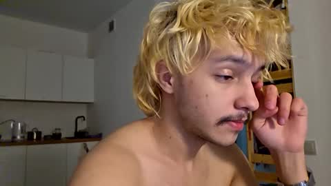 Snapshot of shy_boy17 chatting on January 2026 05:05:02 PM your shy boy online show from January 2026 05:05:02 PM