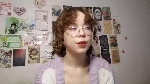 Milena online show from October 2025 01:06:02 PM