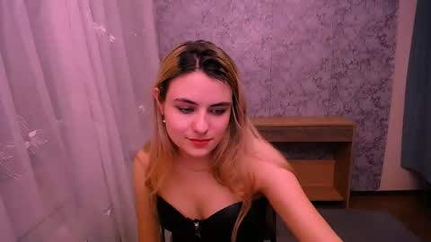 shy_sabrina_ online show from February 2025 05:20:02 PM