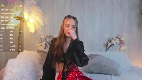 Snapshot of shy_starlight chatting on February 2025 02:13:02 PM Melanie online show from February 2025 02:13:02 PM