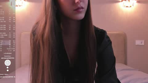 Snapshot of shy_starlight chatting on October 2025 08:35:02 AM Melanie online show from October 2025 08:35:02 AM