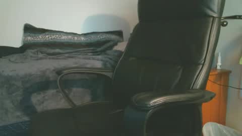 Snapshot of shyboyhugecum2020 chatting on October 2025 03:07:02 AM shyboyhugecum2020 online show from October 2025 03:07:02 AM