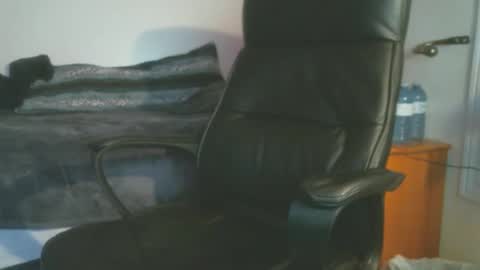 Snapshot of shyboyhugecum2020 chatting on February 2026 04:11:01 AM shyboyhugecum2020 online show from February 2026 04:11:01 AM