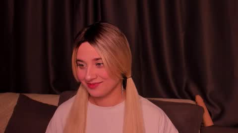 Mary online show from October 2025 06:41:01 PM