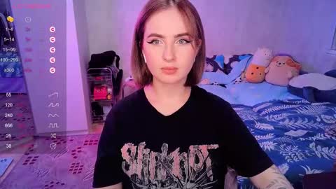 Snapshot of shyfoxxxy chatting on February 2025 04:25:02 PM Effie online show from February 2025 04:25:02 PM