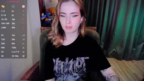 Snapshot of shyfoxxxy chatting on January 2026 07:24:02 AM Effie online show from January 2026 07:24:02 AM