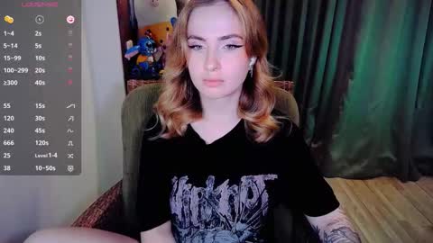 Snapshot of shyfoxxxy chatting on January 2026 09:03:02 AM Effie online show from January 2026 09:03:02 AM