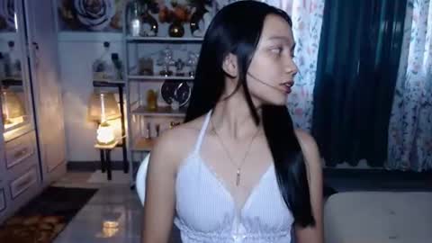 lyn online show from May 2026 07:37:01 AM